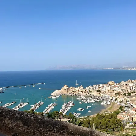 Michelle House * Castellammare del Golfo